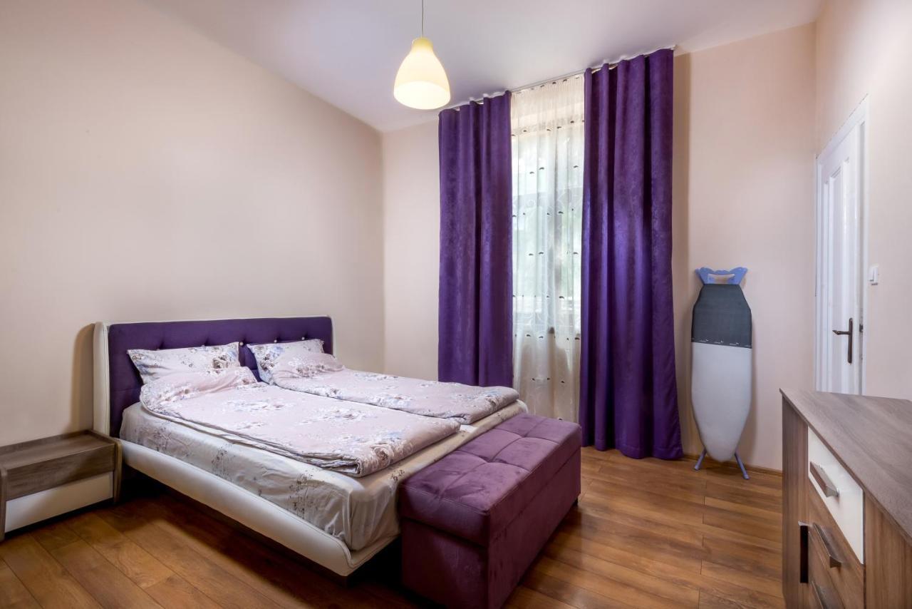 Family Apartment - Comfort In The Center Burgas by Eksteriør bilde